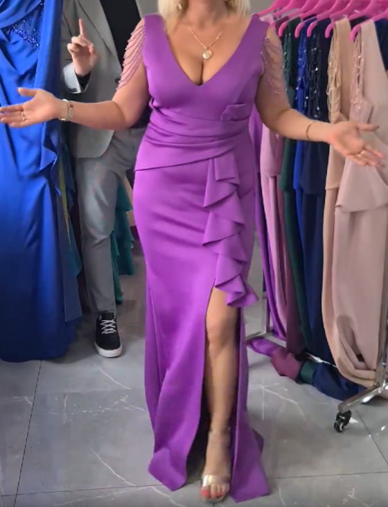 Vestido de noite elegante com decote em V e borlas Vestido com decote em V💎💎