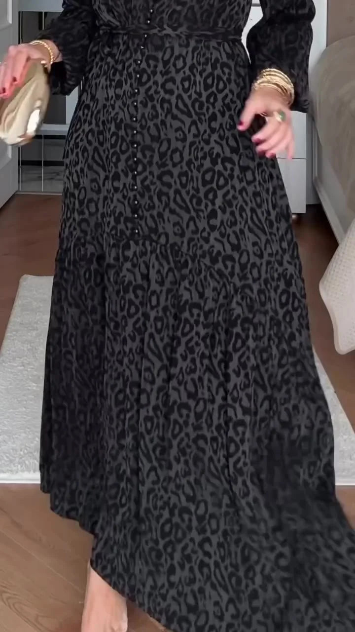 Vestido camiseiro feminino ajustado