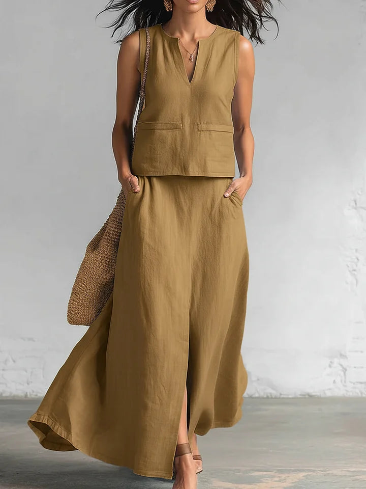 Conjunto minimalista e elegante de blusa e saia com decote em V