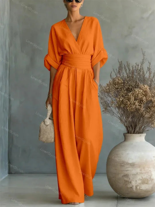 Macacão de moda com decote em V e cintura marcada