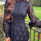 Vestido casual para mulher com decote redondo e manga comprida