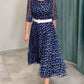 Vestido de manga curta em chiffon com bolinhas