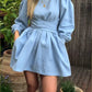 Vestido em linho e algodão com atilhos na cintura