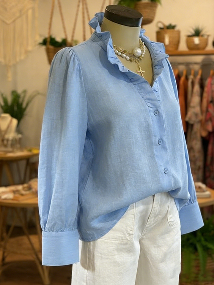 Camisa vintage romântica com decote em V franzido em mistura de linho e algodão.