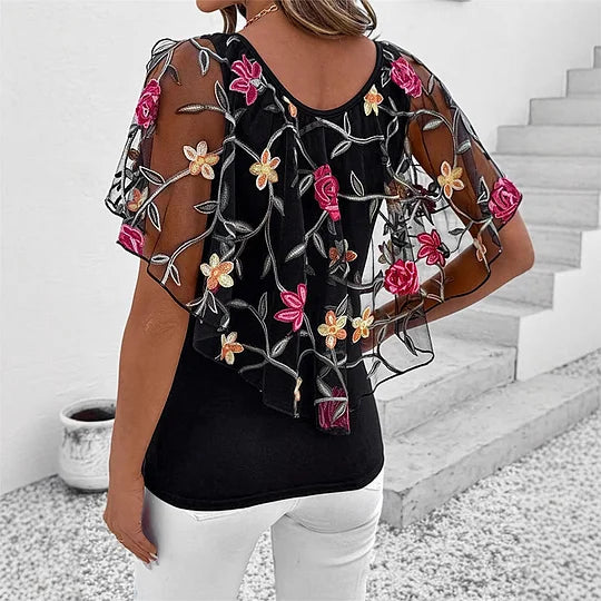Top de mulher com estampado de renda