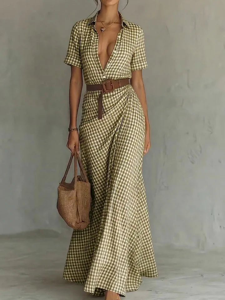 Vestido retro comprido com estampa xadrez e botões
