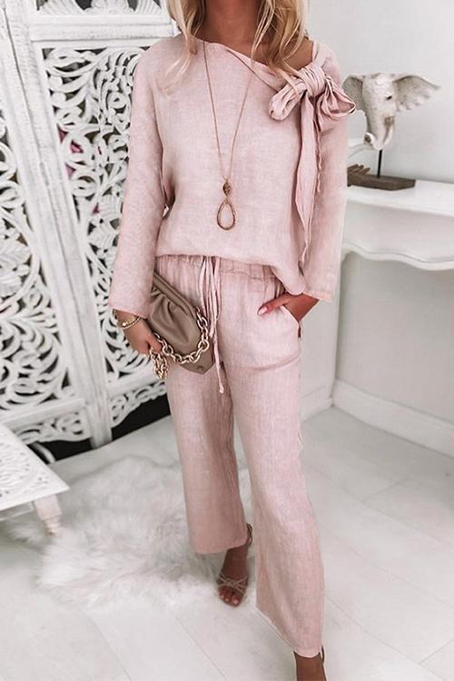 Conjunto de sweatshirt com decote em V e calças