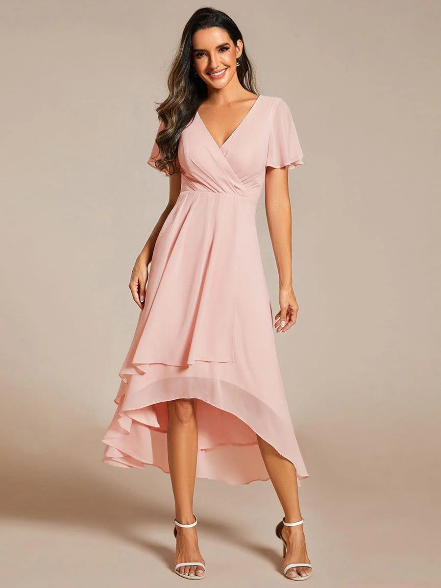 Vestido de menina com mangas franzidas e decote em V plissado