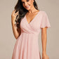 Vestido de menina com mangas franzidas e decote em V plissado