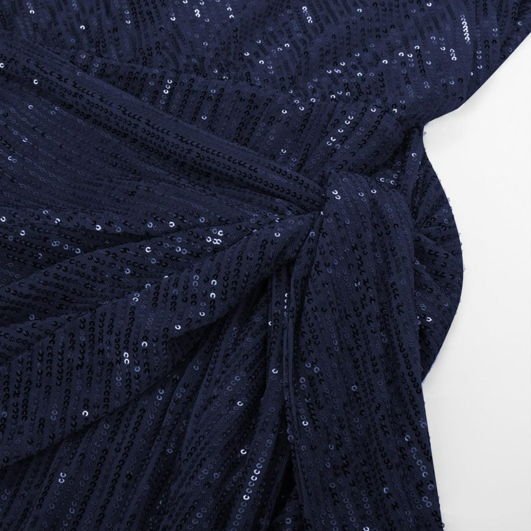 Promoção imperdível - Vestido justo de um ombro só para mulher