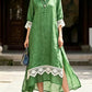 Vestido de renda patchwork em cor sólida emana elegância