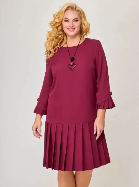 Vestido com saia plissada