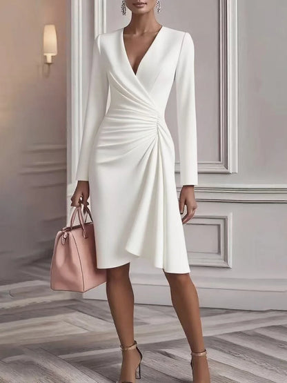 Vestido de mulher de cor sólida com decote em V