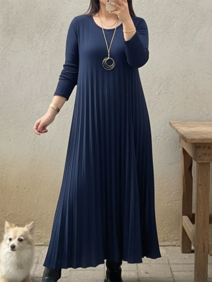 Vestido elegante de malha plissada em cor sólida