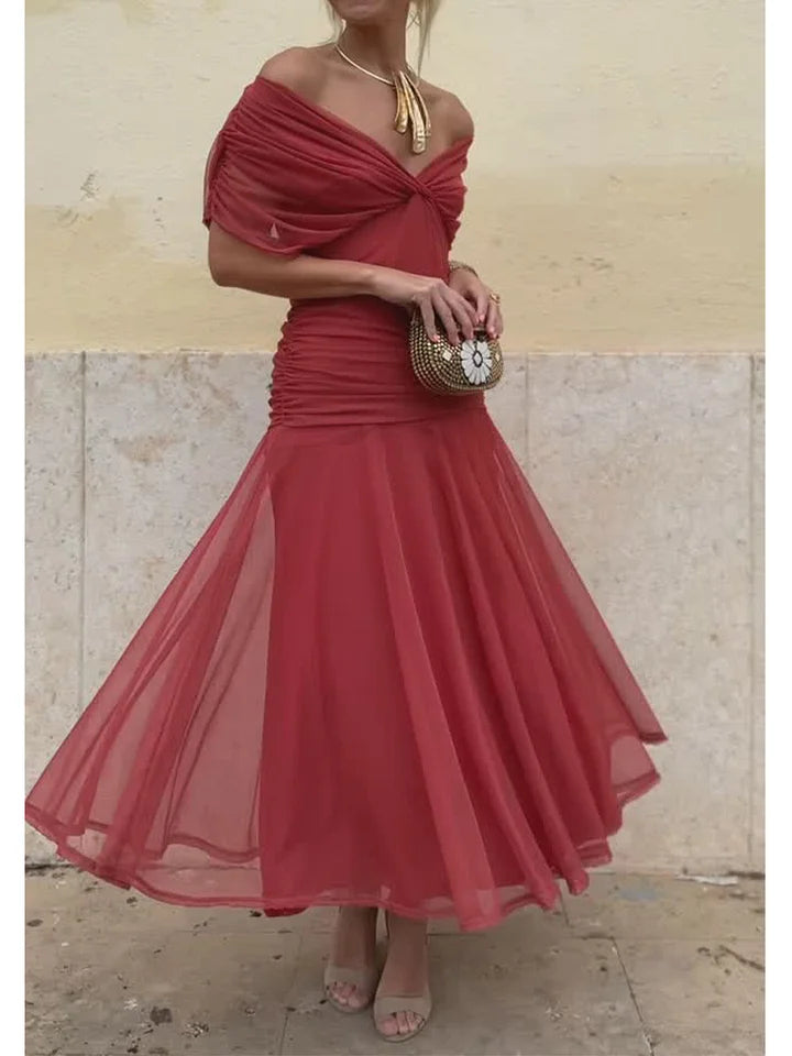 Vestido elegante de chiffon para mulher