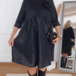 Vestido solto com estampado floral tridimensional e gola redonda