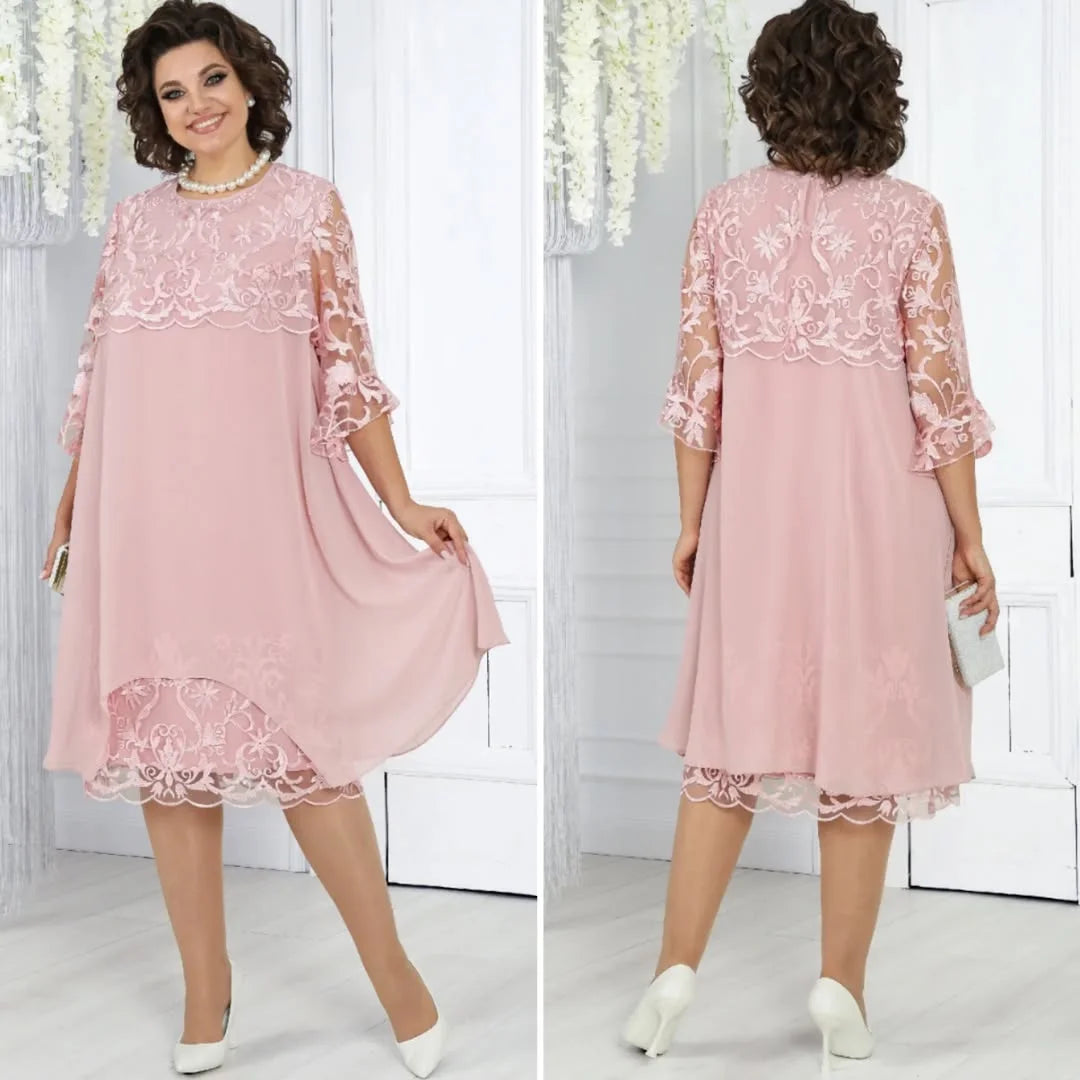 Vestido de mulher em chiffon bordado com retalhos e gola redonda