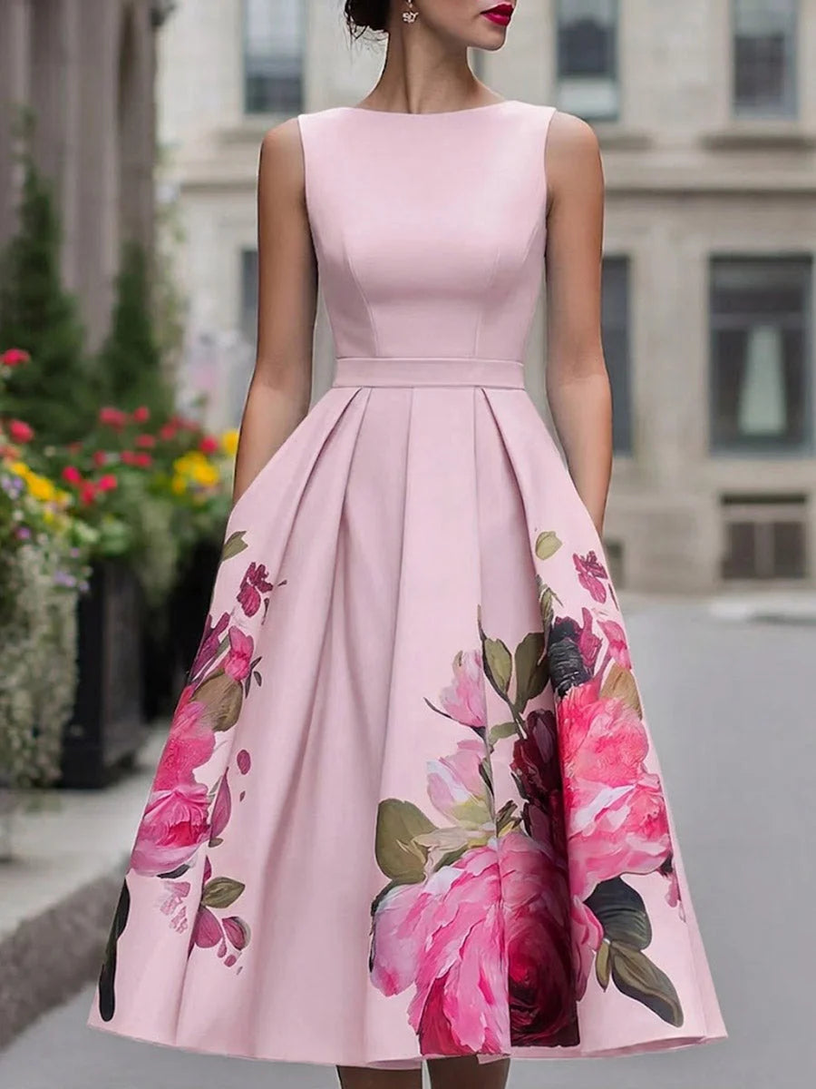 Vestido sem mangas com estampado e gola redonda