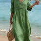 Vestido de mulher em algodão, liso, elegante e casual, para o verão, num estilo retro.