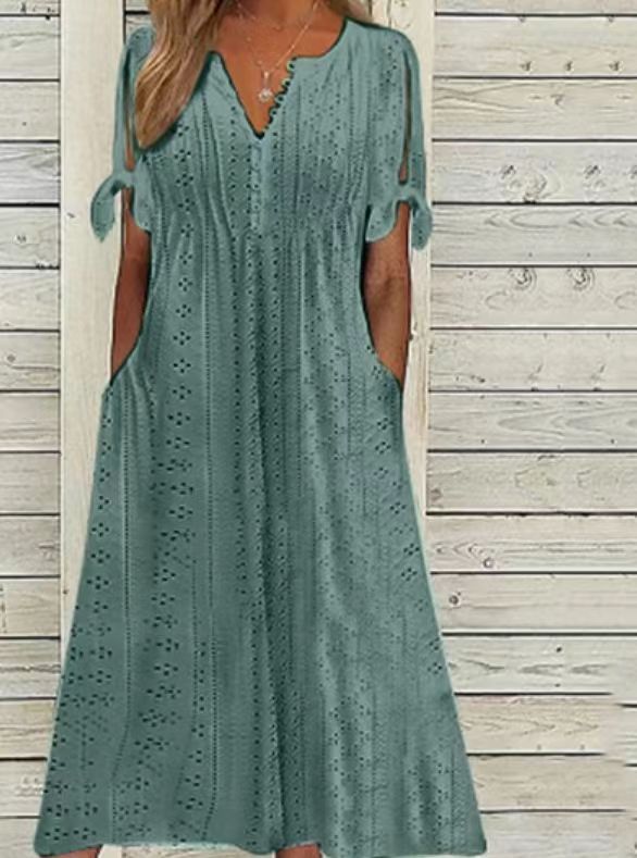 Vestido elegante com decote em V para mulher