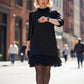 Vestido elegante para mulher com folhos