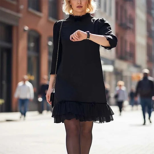 Vestido elegante para mulher com folhos