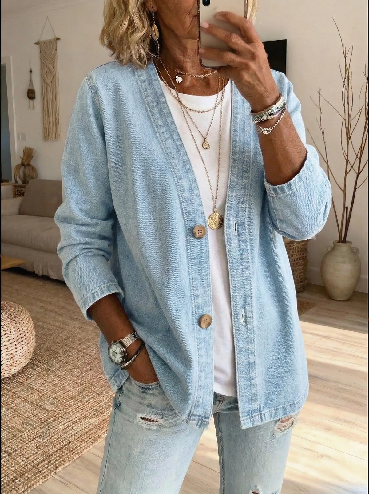 Cardigan feminino casual em jeans