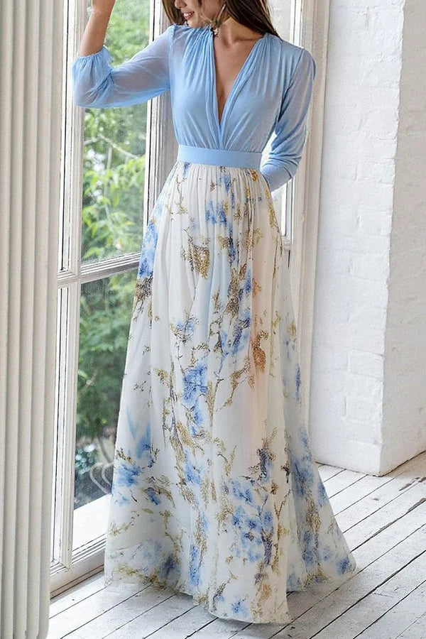 Elegante vestido comprido com estampado floral, decote em V e mangas compridas