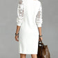 Vestido de renda com decote em V e mangas compridas