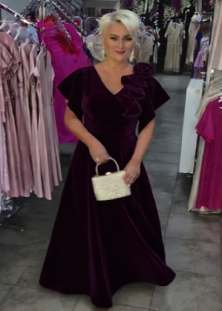 Vestido comprido com decote em V e estampado floral 3D