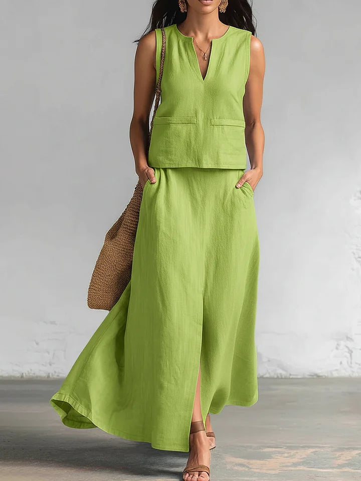 Conjunto minimalista e elegante de blusa e saia com decote em V