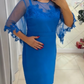 Vestido elegante com detalhes em renda para mulher