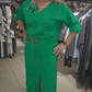 Vestido midi com racha e decote em V