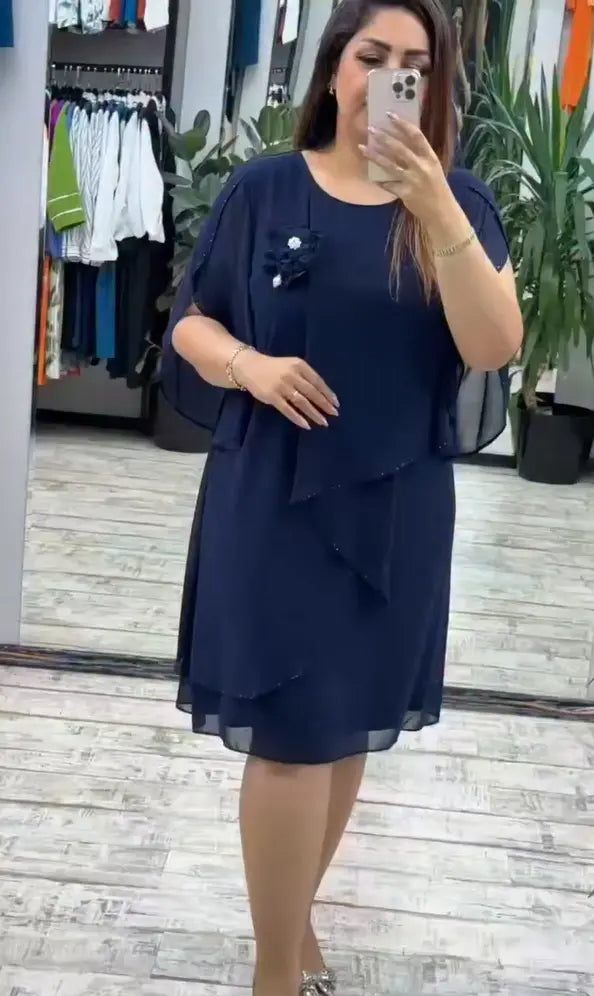 Novo vestido moderno, design clássico, elegante e simples