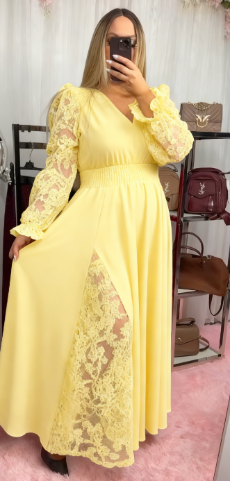 Vestido comprido bordado com gola alta