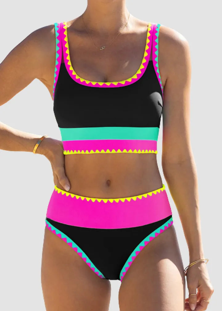 ✨Conjunto de biquíni de 3 peças colorido e desportivo, fabricado em nylon de alto contraste.