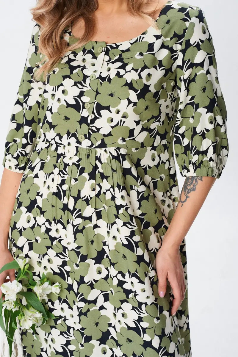 Vestido verde com flores