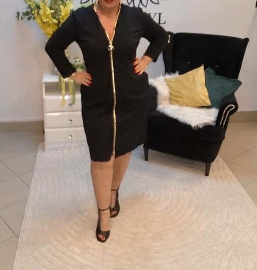Vestido slim para mulher com fecho e manga média