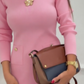 Vestido elegante de mangas compridas com gola redonda