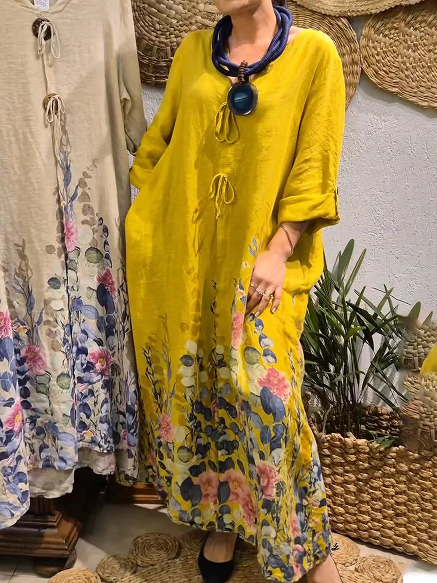 Ramo de senhora com flores, vestido solto de linho