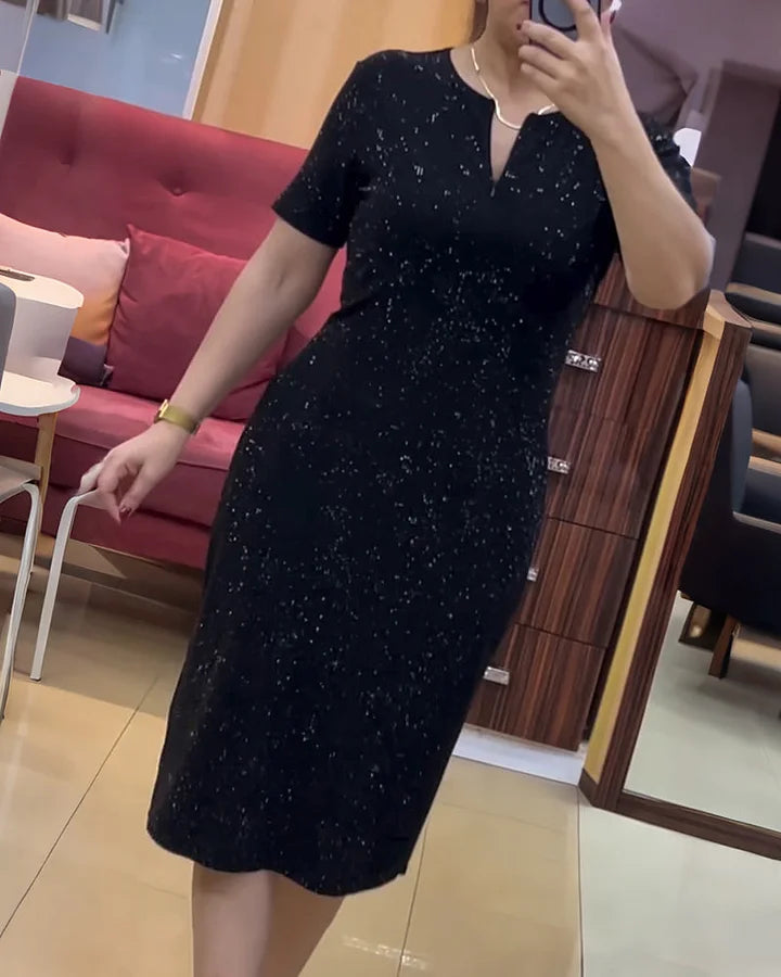 Vestido elegante e brilhante com decote em V
