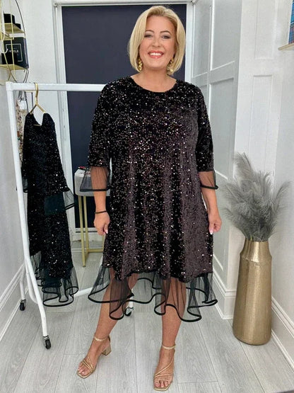 Vestido com tule franzido e lantejoulas