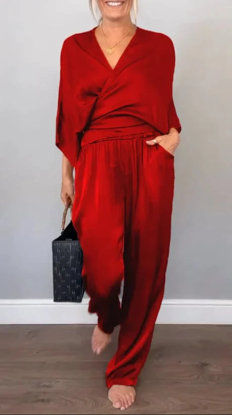 Conjunto de blusa e calças para menina com decote em V