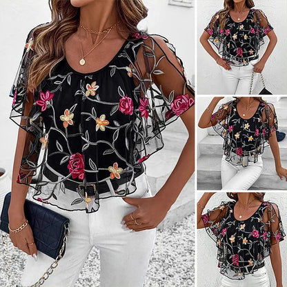 Top de mulher com estampado de renda