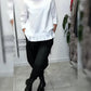 Blusa com gola larga, 100% algodão, cor lisa, estilo casual.