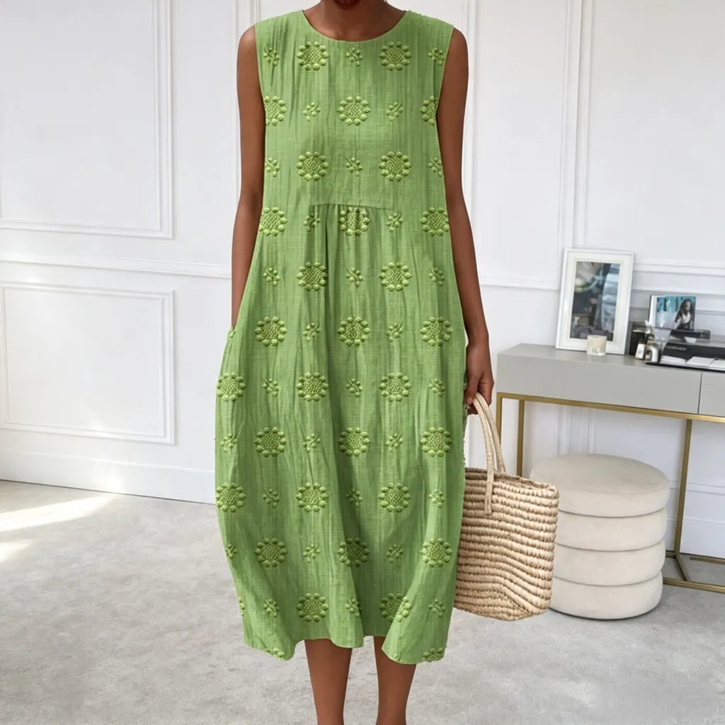 Vestido sem mangas com bordado floral (com bolsos)