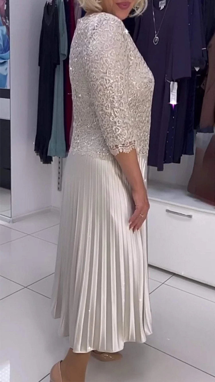 Vestido de menina com decote redondo e lantejoulas
