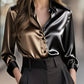 Camisa de trabalho de senhora elegante em cetim com blocos de cores