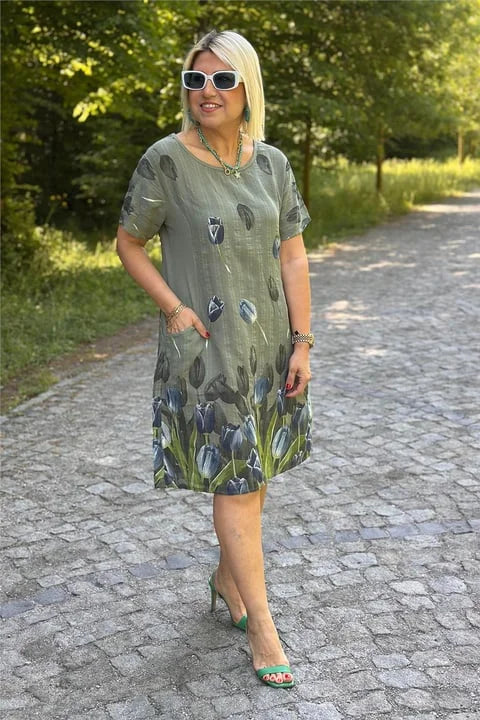 Vestido de menina com estampado floral