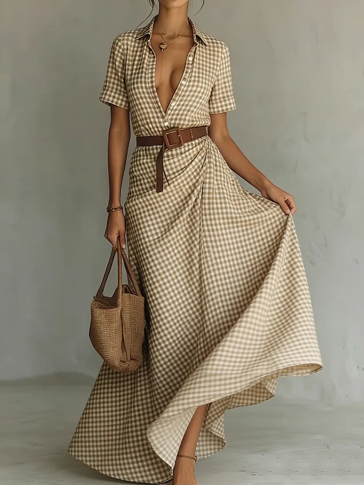 Vestido retro comprido com estampa xadrez e botões